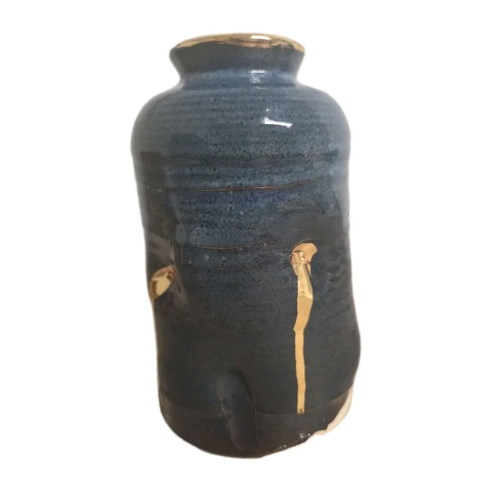 Studio Art Pottery‎ Blue Vase Gold Drip Signed Handmade 8